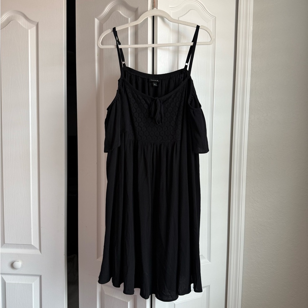 Torrid Cold Shoulder Black Dress 🖤